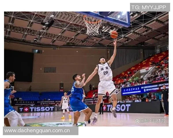 深圳篮球队灵活性变革引发热议如何提升球队竞争力与战术创新