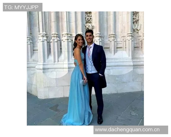 足球明星与女性的浪漫故事揭秘他们的私密生活与情感纠葛